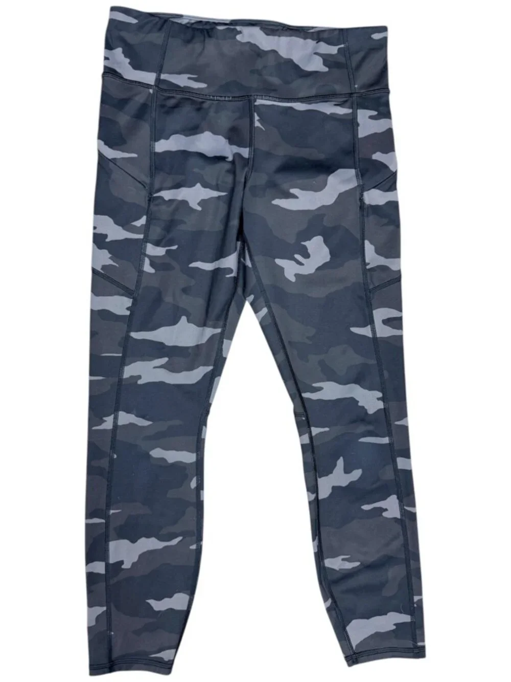 ATHLETA Women's EUC Camo Contender 7/8 Tight in Powerlift‎ #405480 | Size M